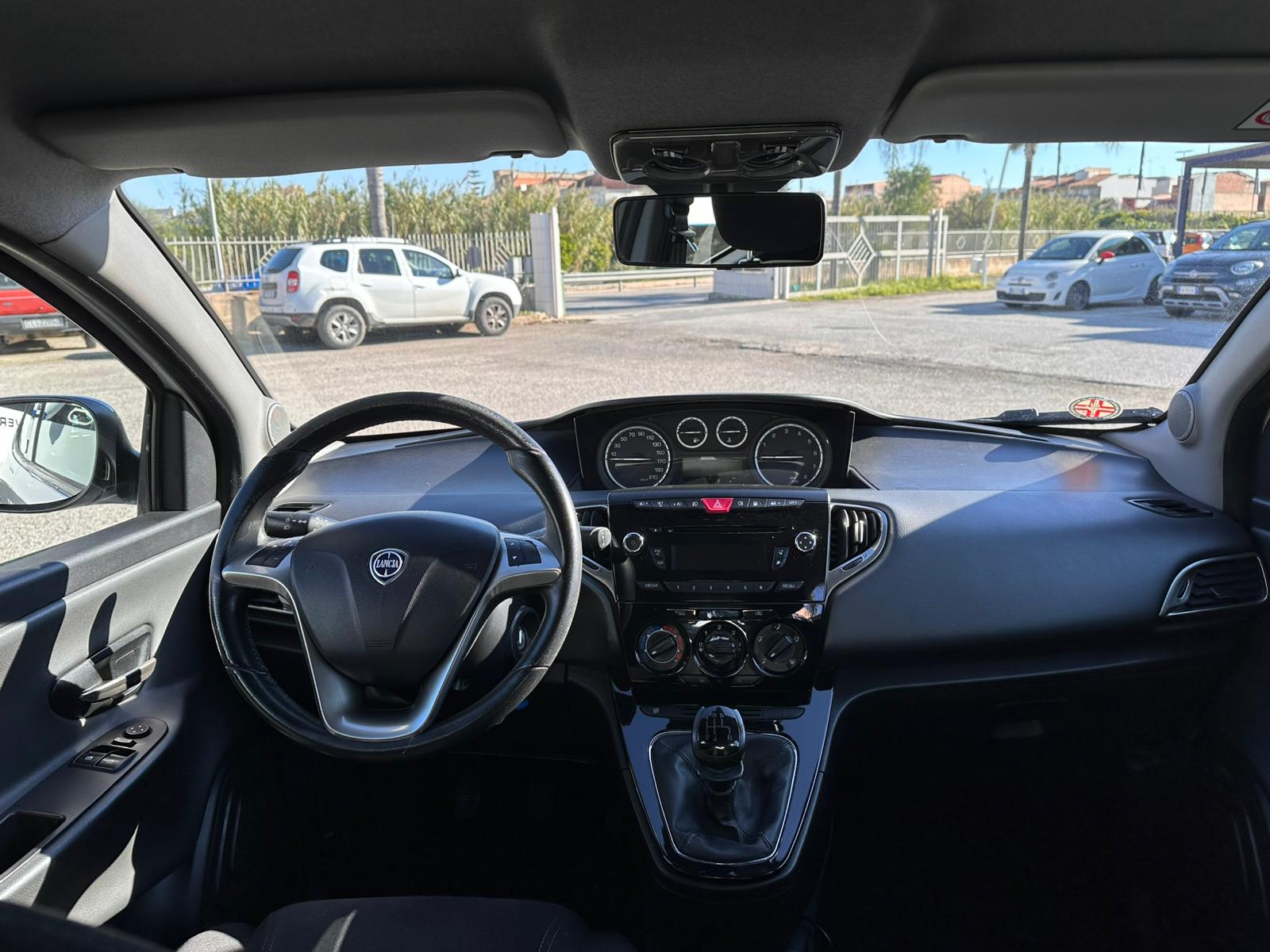 Lancia Y EcoChic Elle